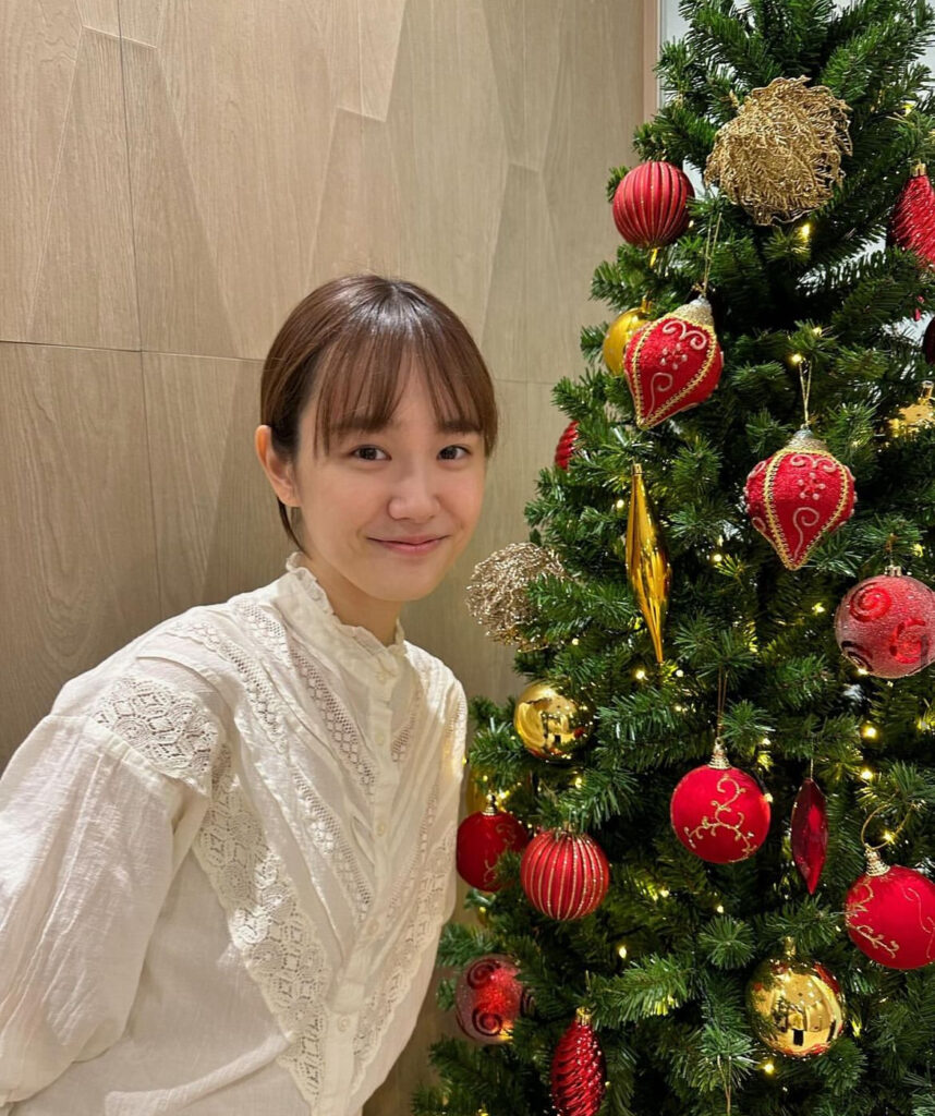 尾碕真花 写真