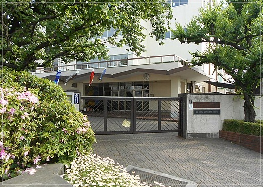 深澤辰哉 目黒区立第七中学校 外観