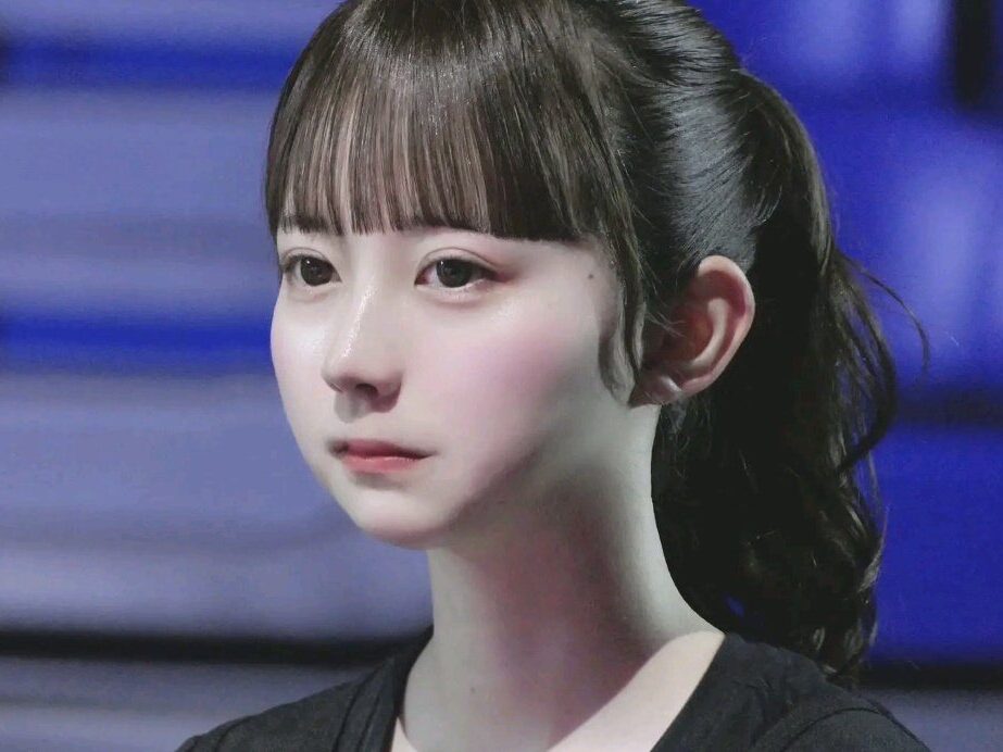 菊池日菜 グラビア