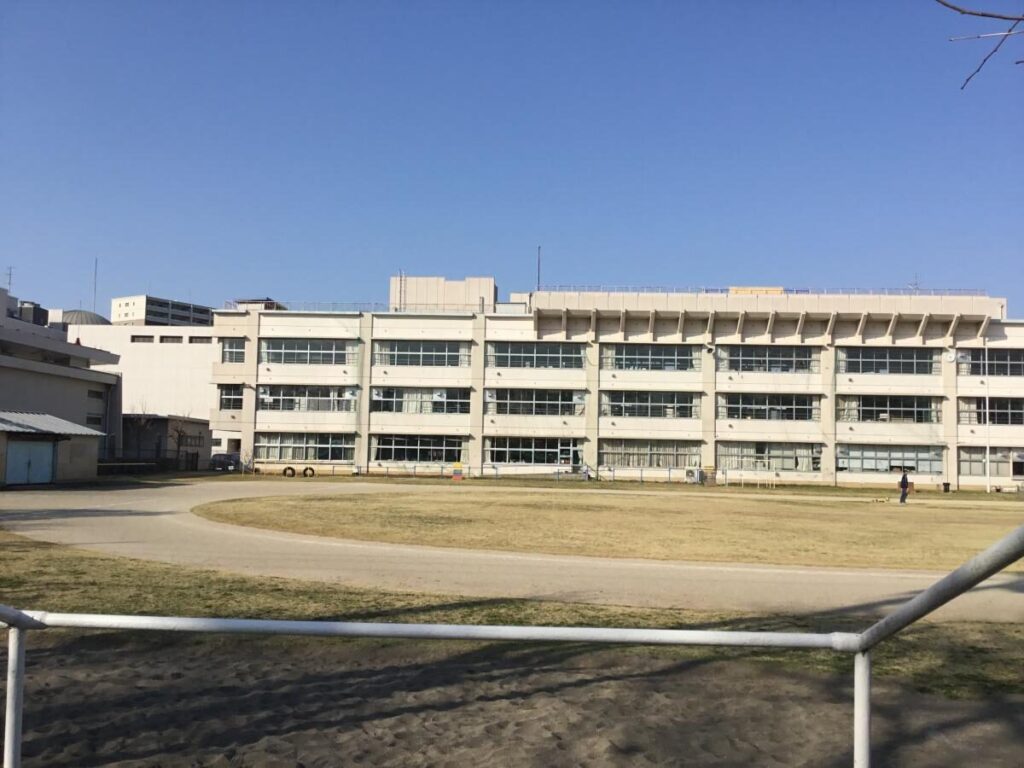 清宮レイ 桜木小学校