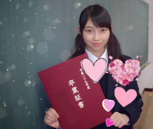 辻かなみ 卒業証書 公式ブログ