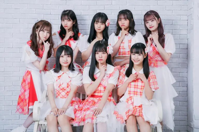 黒嵜菜々子 peel the Apple