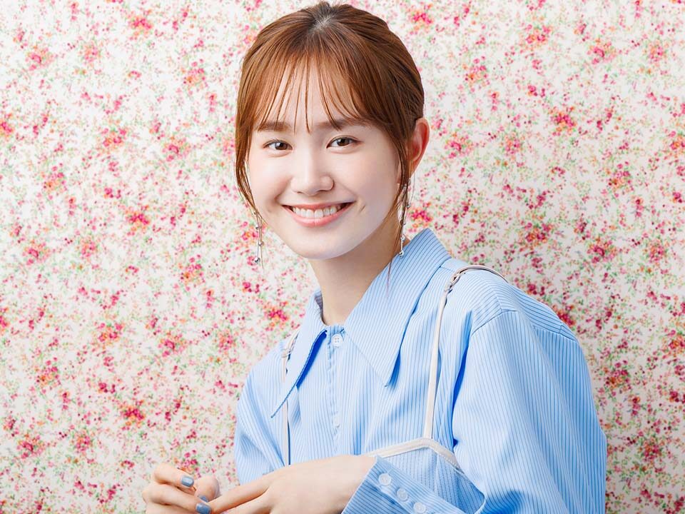 尾碕真花 写真