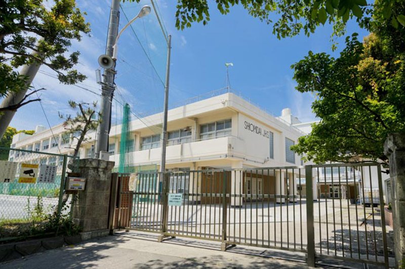佐藤美波学歴　横浜市立汐見台中学校
