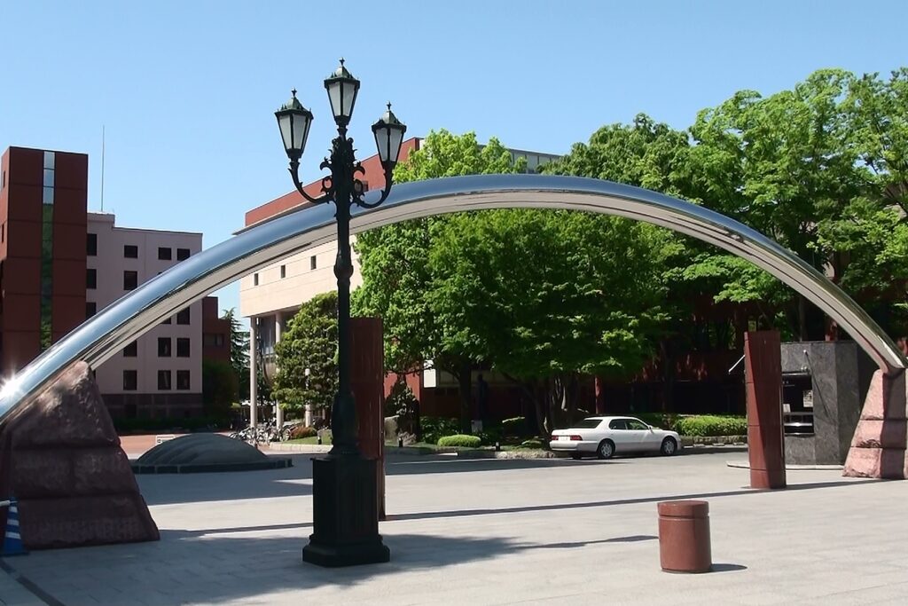 山梨学院大学 平河悠 母校