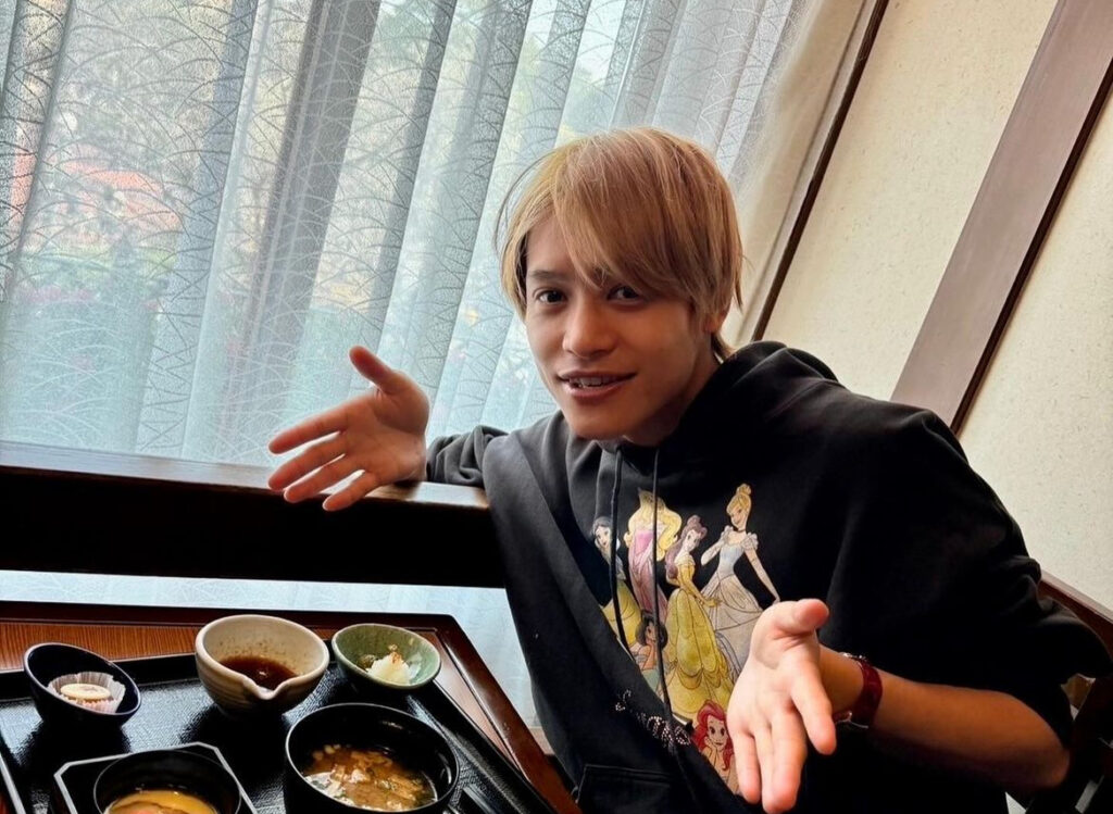 中間淳太 画像