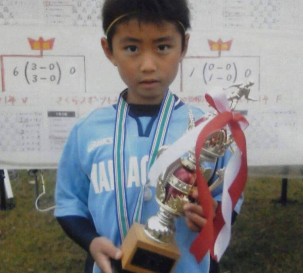 荒木遼太郎　小学生　画像