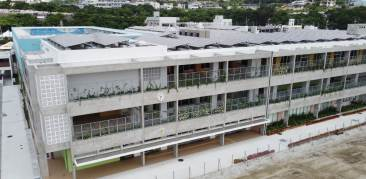 満島ひかり 沖縄市立美東小学校