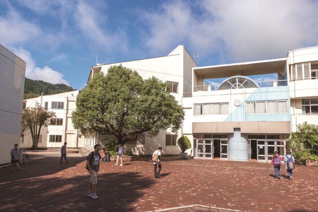 星野源 自由の森学園高校 内部進学