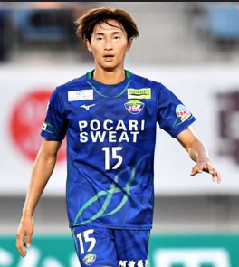 藤尾翔太学歴